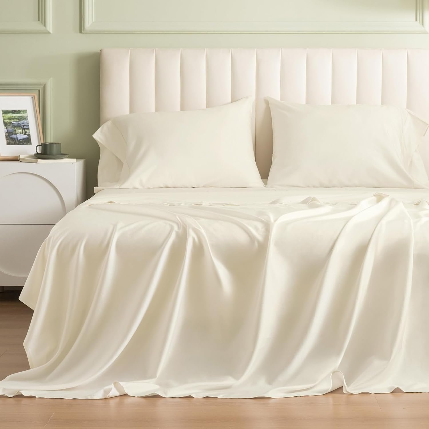 PHF Soft Tencel Lyocell Sheet Set King Size for Hot Sleepers, 4 Pieces Silky and Breathable Eucalyptus Bed Sheets with Deep Pocket, Luxury Bedding Set for All Season, Cream