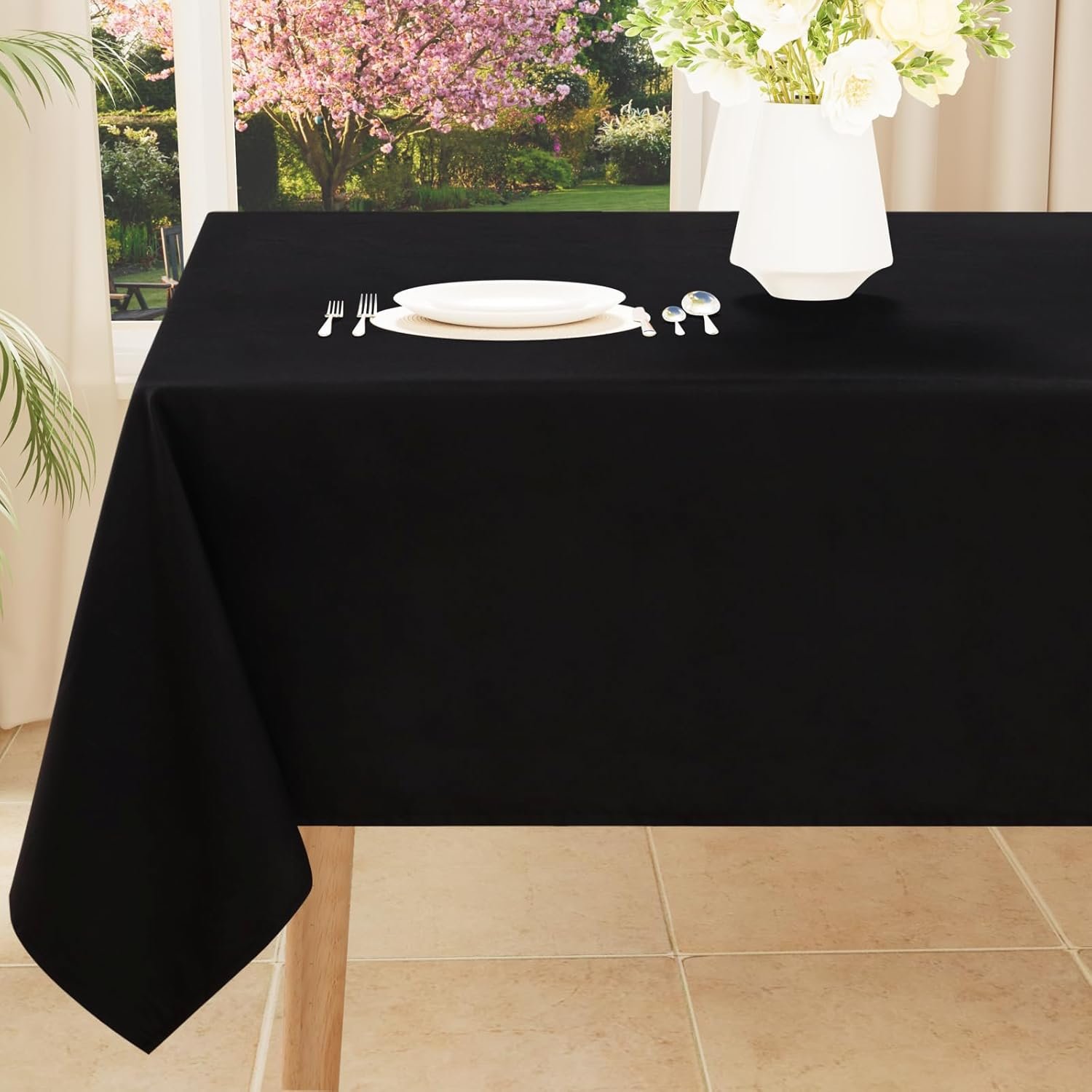 Smiry Rectangle Table Cloth, Waterproof Anti-Scratch Polyester Tablecloth, Decorative Washable Fabric Table Cover for Dining, Buffet, Parties and Outdoor, 60×84, Black