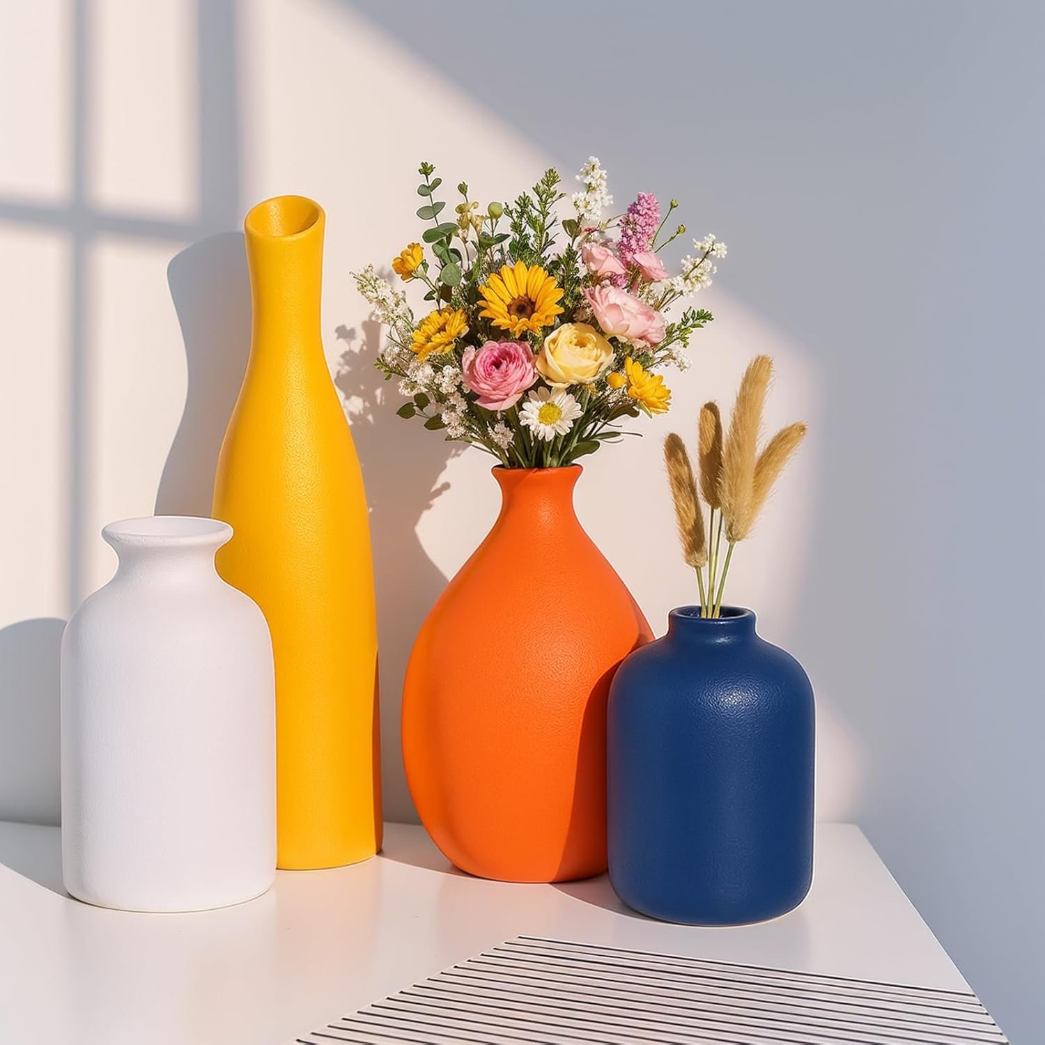 Multi-Color Ceramic Small Bud Vases Set of 4, White Yellow Orange Blue Vase, Modern Minimalism Style Vases for Rustic Home Decor, Ideal Decorative Vases for Living Room, Dining Room, Mantel, Entryway