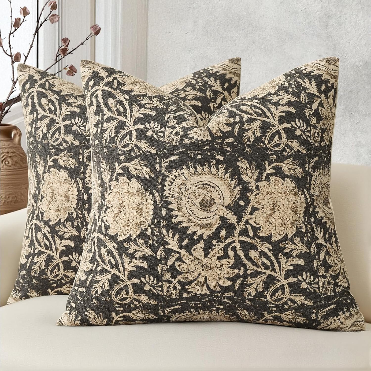 Vintage Floral Print Throw Pillow Covers 18×18 Set of 2 Neutral Modern Farmhouse Pillowcases Accent Decorative Cushion Covers Boho Home Decor for Couch Sofa Chair Bed Living Room, Black